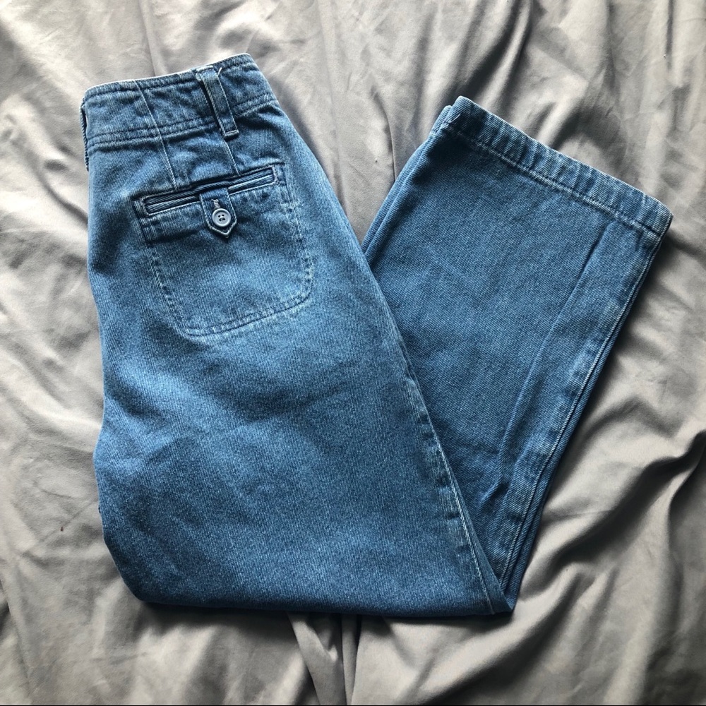 wide leg crops (: